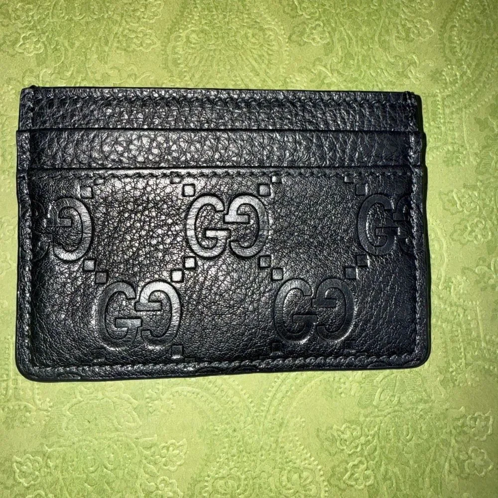 Brand new Gucci Black Leather Card Holder jumbo gg logo